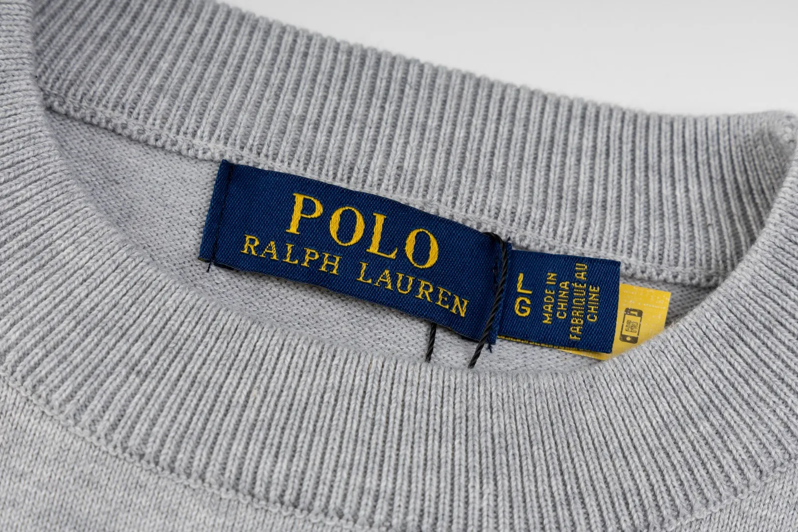 P206 #R80 Ralph Lauren Knitted Pony Embroidered Round Neck Pullover Sweater Official Website Synchronized Same Style for Men and Women Sizes: S-XL Color: White Blue Khaki Army Green Dark Gray Gray Navy Red Label Navy Blue White Label Black White Label Black Red Label Classic Cotton Yarn 100% White Cotton High Quality Goods Classic styles have always been popular! The workmanship details are very good! The simple round neck pullover sweater is always the standard, with classic brand embroidery on the chest! All major stars have the same style! Best for couples. High quality goods! Xinjiang cotton micro-elastic and smooth fabric has excellent quality. Pure cotton is soft and skin-friendly. Size: S M L